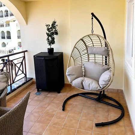 Relax Cristianos * أرونا